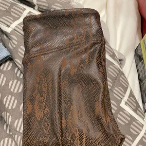 Spanx Snakeskin print leggings